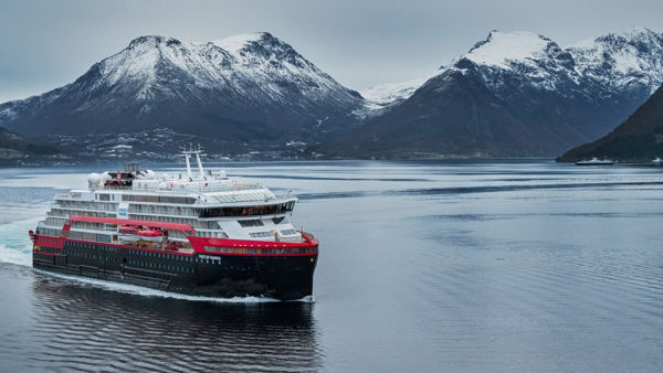 Imagen de Crucero Expedition Hurtigruten desde Buenos Aires